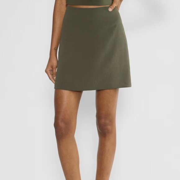 NWT Aritzia WILFRED Classic Mini Skirt - Crepette Dark Olive - Picture 1 of 9